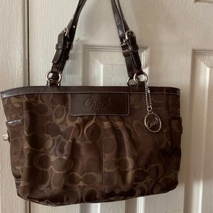 Coach tote and wallet